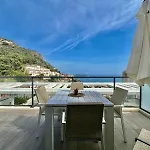 Luxueux 2 Pieces - Terrasse Vue Mer - Parking - Fo Сasa de vacaciones *