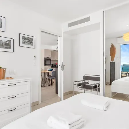 Luxueux 2 Pieces - Terrasse Vue - Parking - Fo Tatil Evi Beausoleil